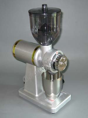Akira grinder silver