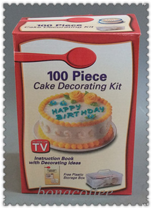 Cake decorating kit